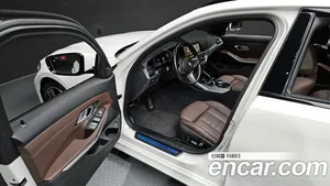BMW 3-Series, 2022 — миниатюра 13