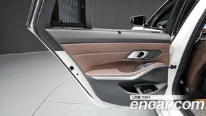 BMW 3-Series, 2022 — миниатюра 15
