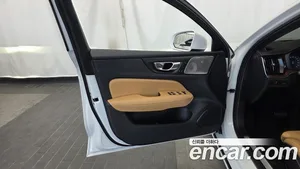 Volvo S60, 2021 — миниатюра 14