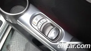 Genesis GV60, 2022 — миниатюра 24