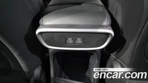 Genesis GV60, 2022 — миниатюра 30