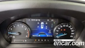 Ford Explorer, 2022 — миниатюра 11