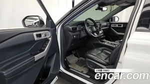 Ford Explorer, 2022 — миниатюра 13