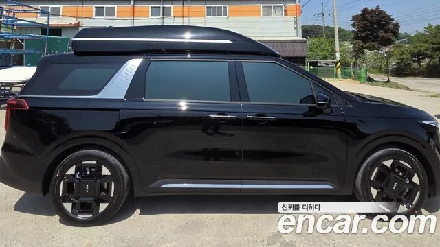 Kia Carnival, 2026 — фото автомобиля из Кореи