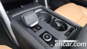 Land Rover Discovery, 2024 — миниатюра 9