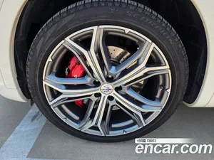 Maserati Levante, 2019 — миниатюра 12