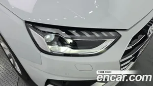 Audi A4, 2022 — миниатюра 8