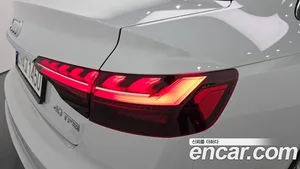 Audi A4, 2022 — миниатюра 9
