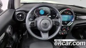 Mini Cooper, 2021 — миниатюра 12