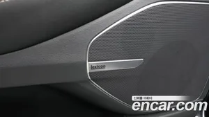 Genesis G90, 2021 — миниатюра 32