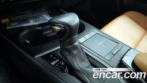 Lexus UX, 2019 — миниатюра 12
