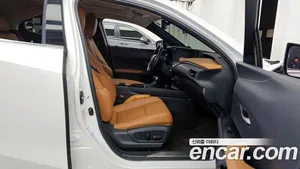 Lexus UX, 2019 — миниатюра 17