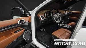 Jeep Cherokee, 2020 — миниатюра 27