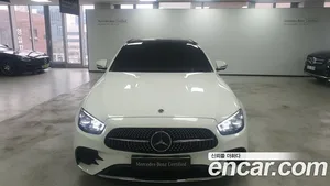 Mercedes-Benz E-Class, 2022 — миниатюра 3