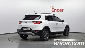 Kia Stonic, 2017 — миниатюра 2