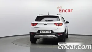 Kia Stonic, 2017 — миниатюра 4