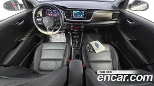 Kia Stonic, 2017 — миниатюра 7