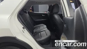 Kia Stonic, 2017 — миниатюра 11