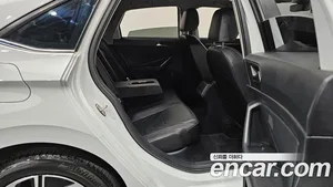 Volkswagen Jetta, 2022 — миниатюра 17