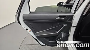 Volkswagen Jetta, 2022 — миниатюра 15