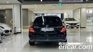 Mercedes-Benz E-Class, 2017 — миниатюра 3