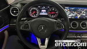 Mercedes-Benz E-Class, 2017 — миниатюра 16
