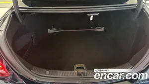Mercedes-Benz E-Class, 2017 — миниатюра 17