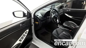 Hyundai Accent, 2013 — миниатюра 10