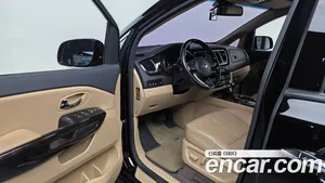 Kia Carnival, 2018 — миниатюра 10