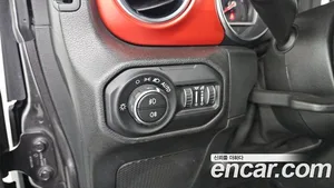 Jeep Wrangler, 2021 — миниатюра 16