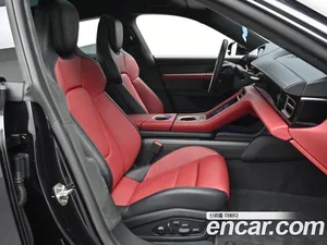 Porsche Taycan, 2025 — миниатюра 10