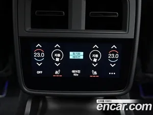 Porsche Taycan, 2025 — миниатюра 16