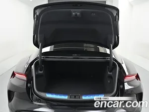 Porsche Taycan, 2025 — миниатюра 20