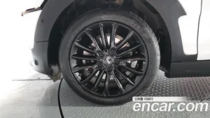 Mini Clubman, 2024 — миниатюра 5