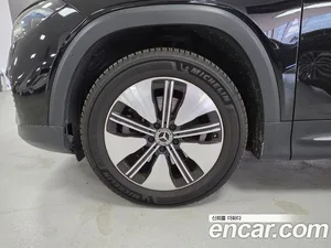 Mercedes-Benz EQB, 2023 — миниатюра 5