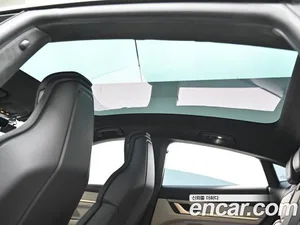 Porsche Taycan, 2025 — миниатюра 19