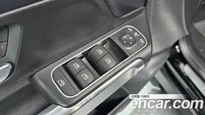 Mercedes-Benz GLB-Class, 2021 — миниатюра 27