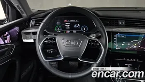 Audi e-tron, 2021 — миниатюра 19