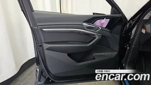 Audi e-tron, 2021 — миниатюра 14