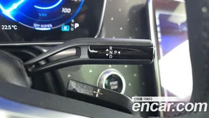 Mercedes-Benz EQE, 2023 — миниатюра 12