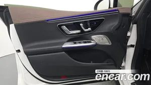 Mercedes-Benz EQE, 2023 — миниатюра 14