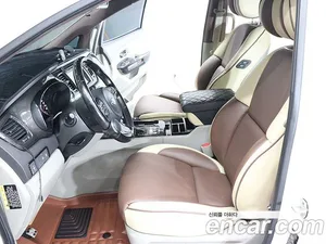 Kia Carnival, 2015 — миниатюра 16