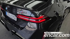 BMW M5, 2025 — миниатюра 9