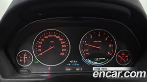 BMW 3-Series, 2015 — миниатюра 8