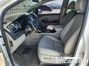 Kia Carnival, 2017 — миниатюра 12