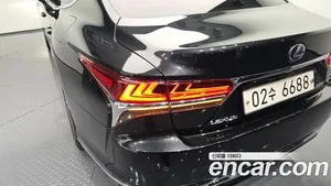 Lexus LS, 2018 — миниатюра 8