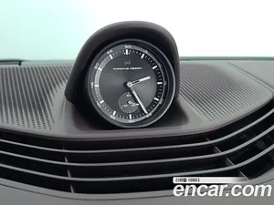 Porsche Taycan, 2025 — миниатюра 19
