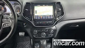 Jeep Cherokee, 2021 — миниатюра 13