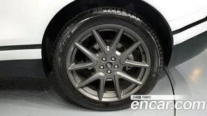 Land Rover Range Rover Velar, 2025 — миниатюра 7