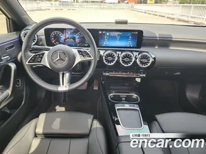 Mercedes-Benz A-Class, 2023 — миниатюра 8